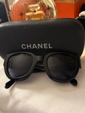 Authentic Chanel 05247 Vintage Black Oversized Logo Sunglasses Made in Italy